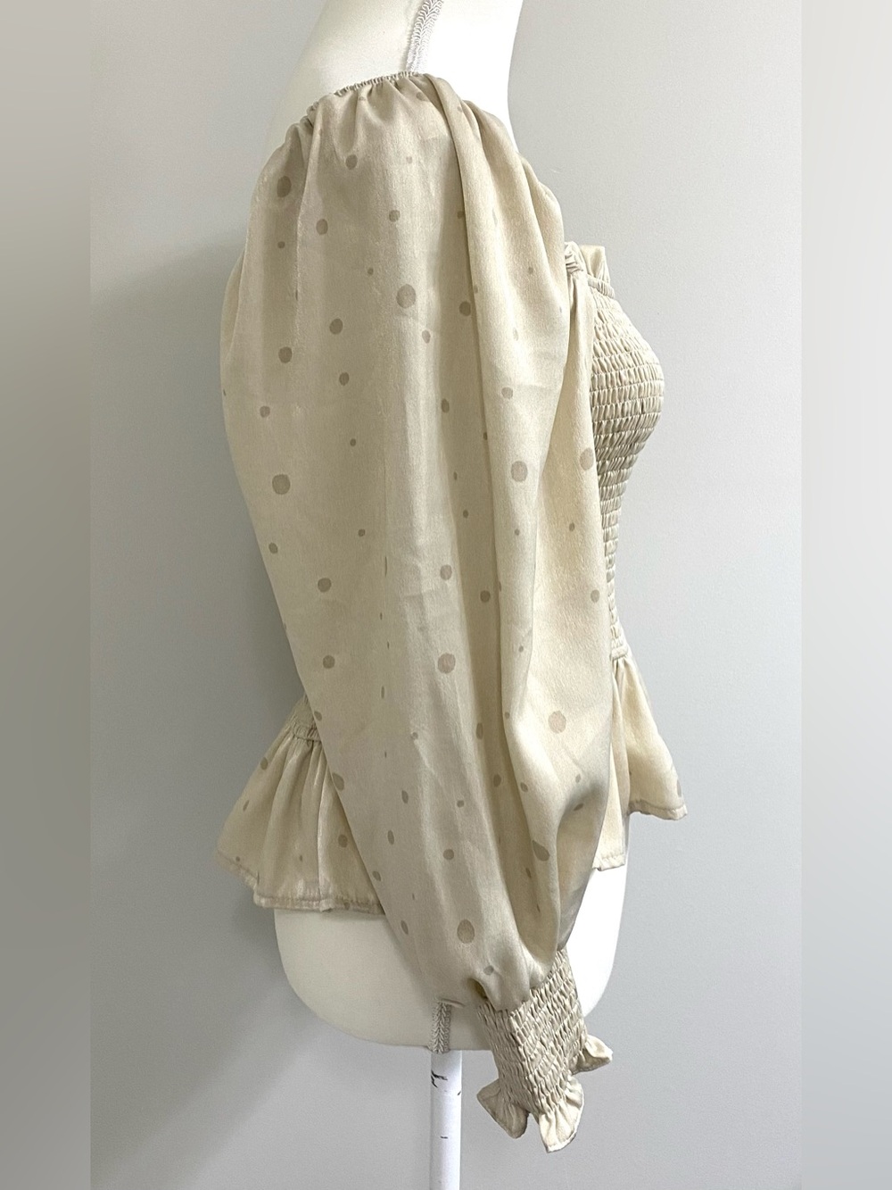 Mine Womens L Tan Polka Dot Satin Peplum Top Boho Fall Neutral Fairy Cottagecore - Picture 7 of 13